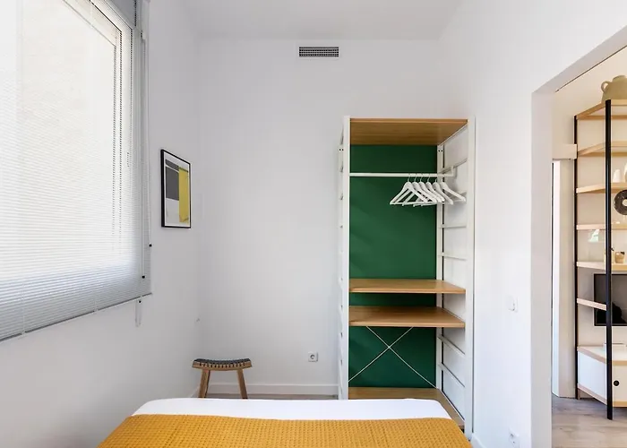 Apartment Attic Oasis With Terrace